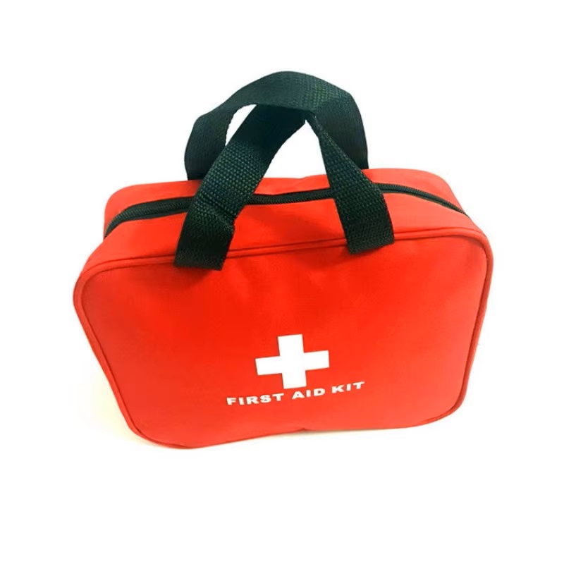 First Aid Kit with Compact and - đánh giá và giá First Aid Bag Kit