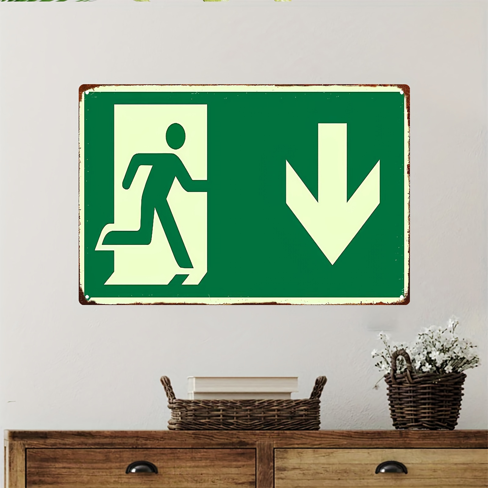 2D Vintage Metal Iron Sign | P - đánh giá và giá Emergency Exit Sign